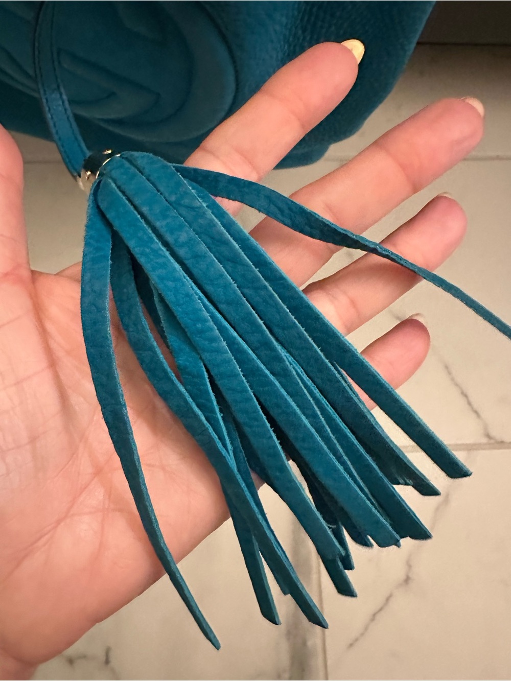 Gucci Teal Leather Soho Shoulder Tote with Tassel - Picture 9 of 16